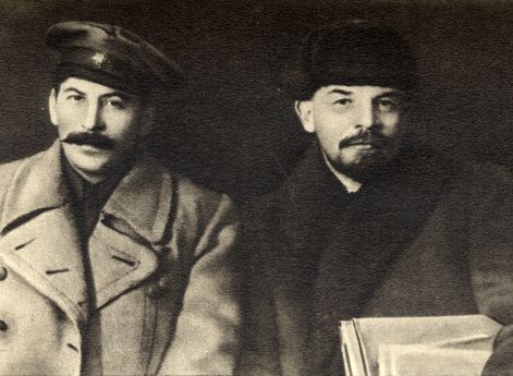 В.И.Ленин и И.В. Сталин на VIII съезде РКП(б). Фотография 1919 года