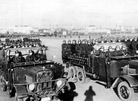 Пехота 24-го Латвийского стрелкового корпуса 7 ноября 1940 г.