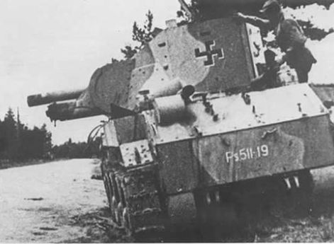 Финское штурмовое орудие Bt-42s. 1944 г.