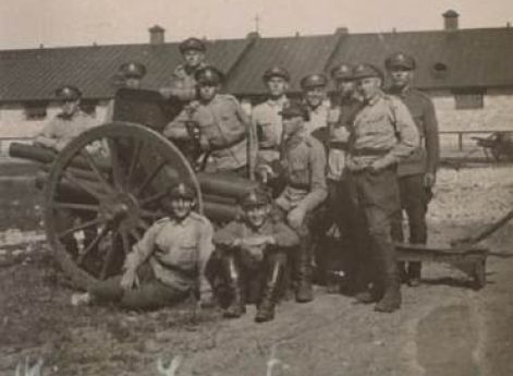 Эстонские артиллеристы