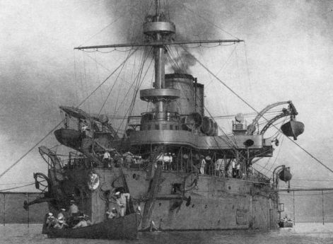 Линейный корабль Синоп в Севастопольской бухте, кампания 1909 года.