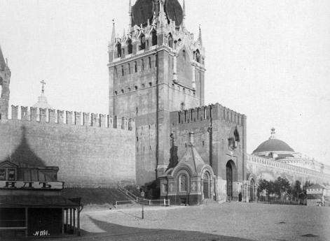 Спасская башня Московского Кремля.