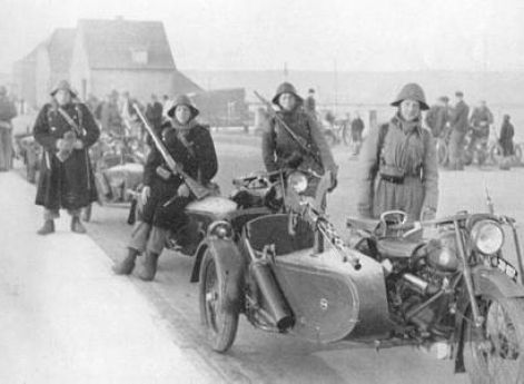 Датские мотоциклисты. Апрель 1940 г.