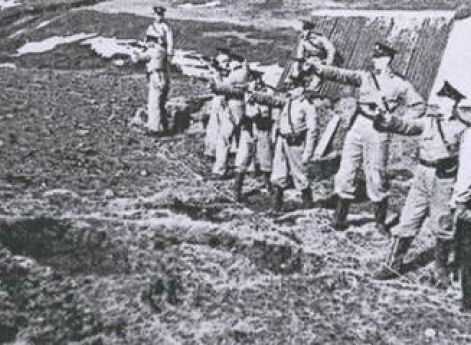 Исландские полицейские на занятиях по стрельбе. Апрель 1940 г.