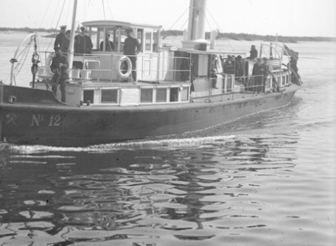 Пароход-буксир «№12».